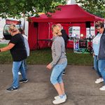 Mitglieder beim Tanz